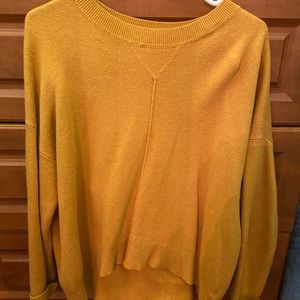 High Low Universal Thread Sweater